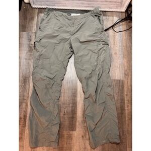 Columbia Omni-Shade Mens 38x32 Gray Cargo Hiking Pants AM8007 Outdoor Nylon